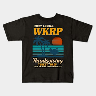 Thanksgiving Day WKRP Turkey Drop 1978 in Cincinnati Vintage Beach Kids T-Shirt